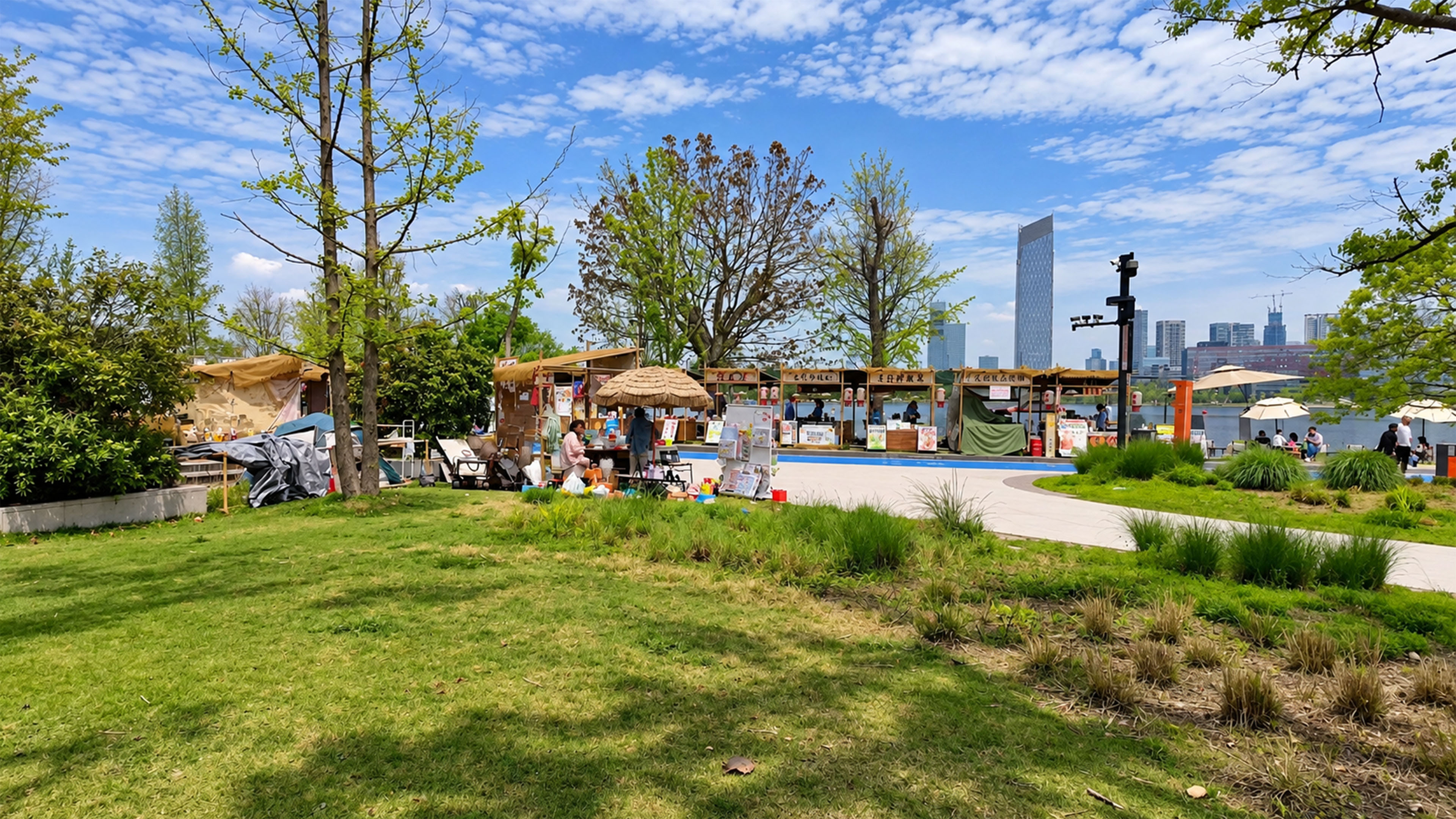 Small market stalls line this green lakeside park in China