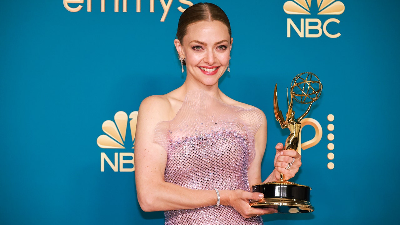 Amanda Seyfried faces harsh criticism as viewers rip her behavior in ...