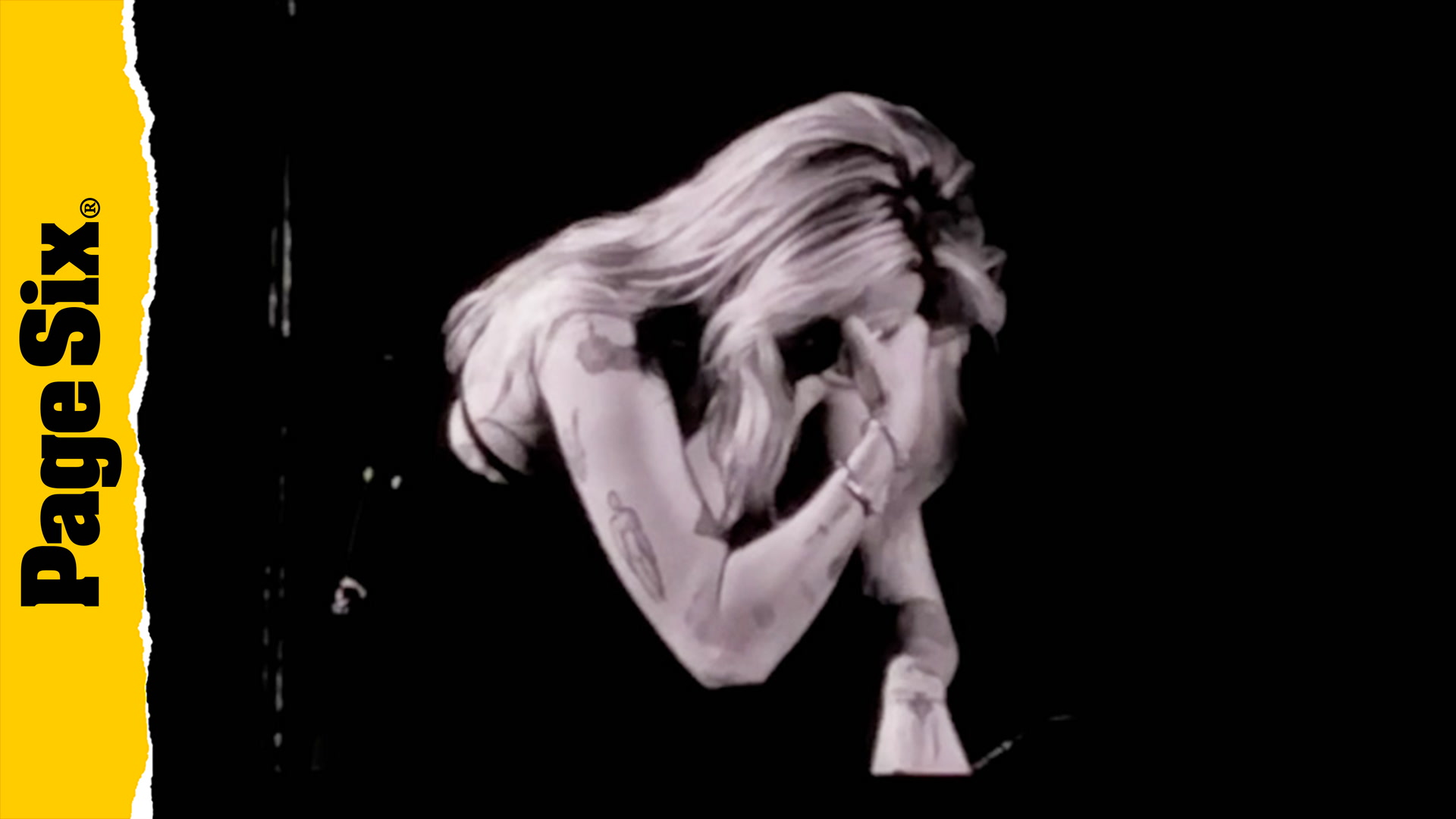 Miley Cyrus cries while honoring late godmother Dolly Parton at LA concert