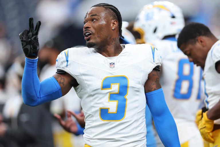 Bengals have intriguing trade fit in $75.6 million Chargers All-Pro