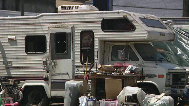 Seattle City Council to vote on new RV parking rules and housing plan