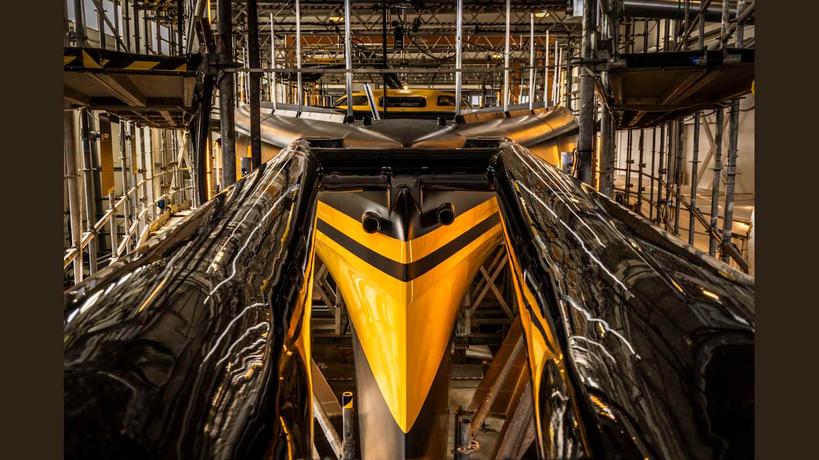 Ferrari Hypersail: fliegende Monohull-Yacht nimmt Gestalt an