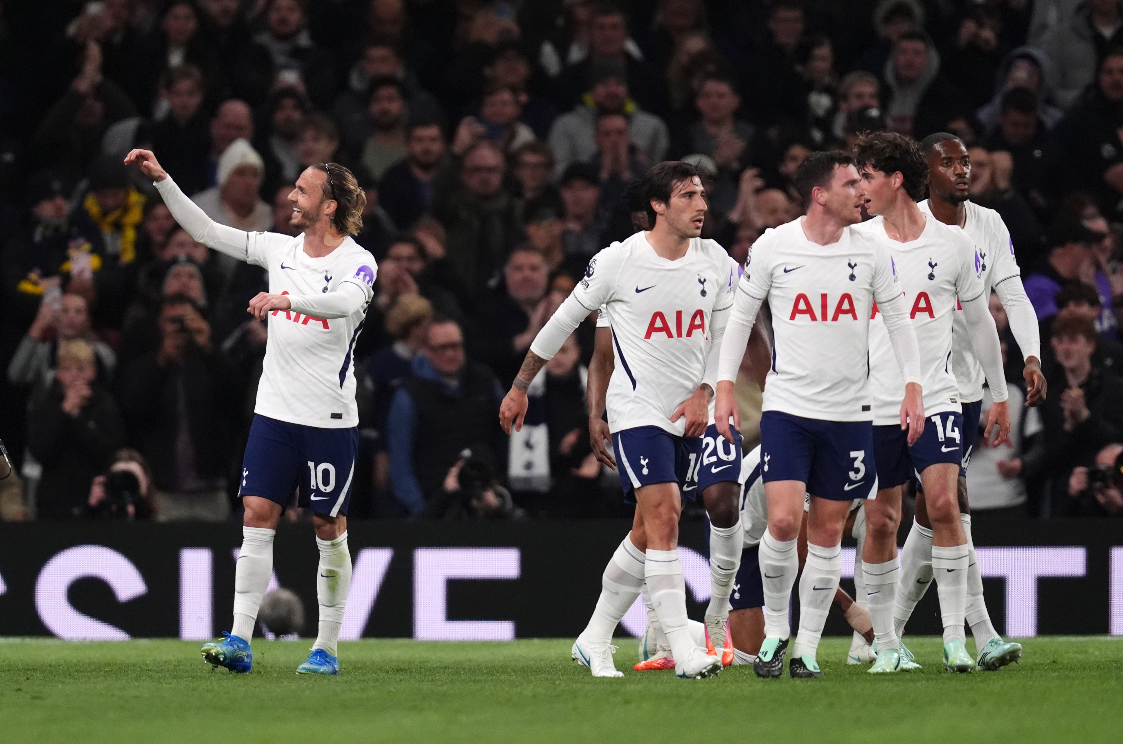 Tottenham respira tras vencer 3-1 ante Coventry para su primera ...