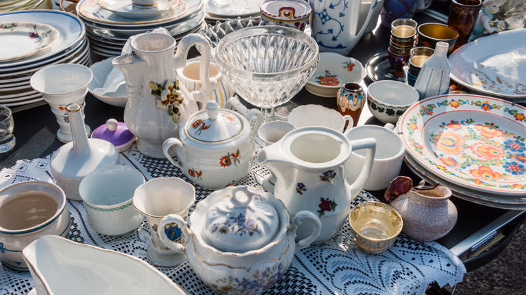 The Charming Antique Lenox Pattern Collectors Are Always Looking For ...