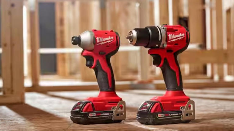 4 Milwaukee power tool combo kits with deep discounts in October 2026