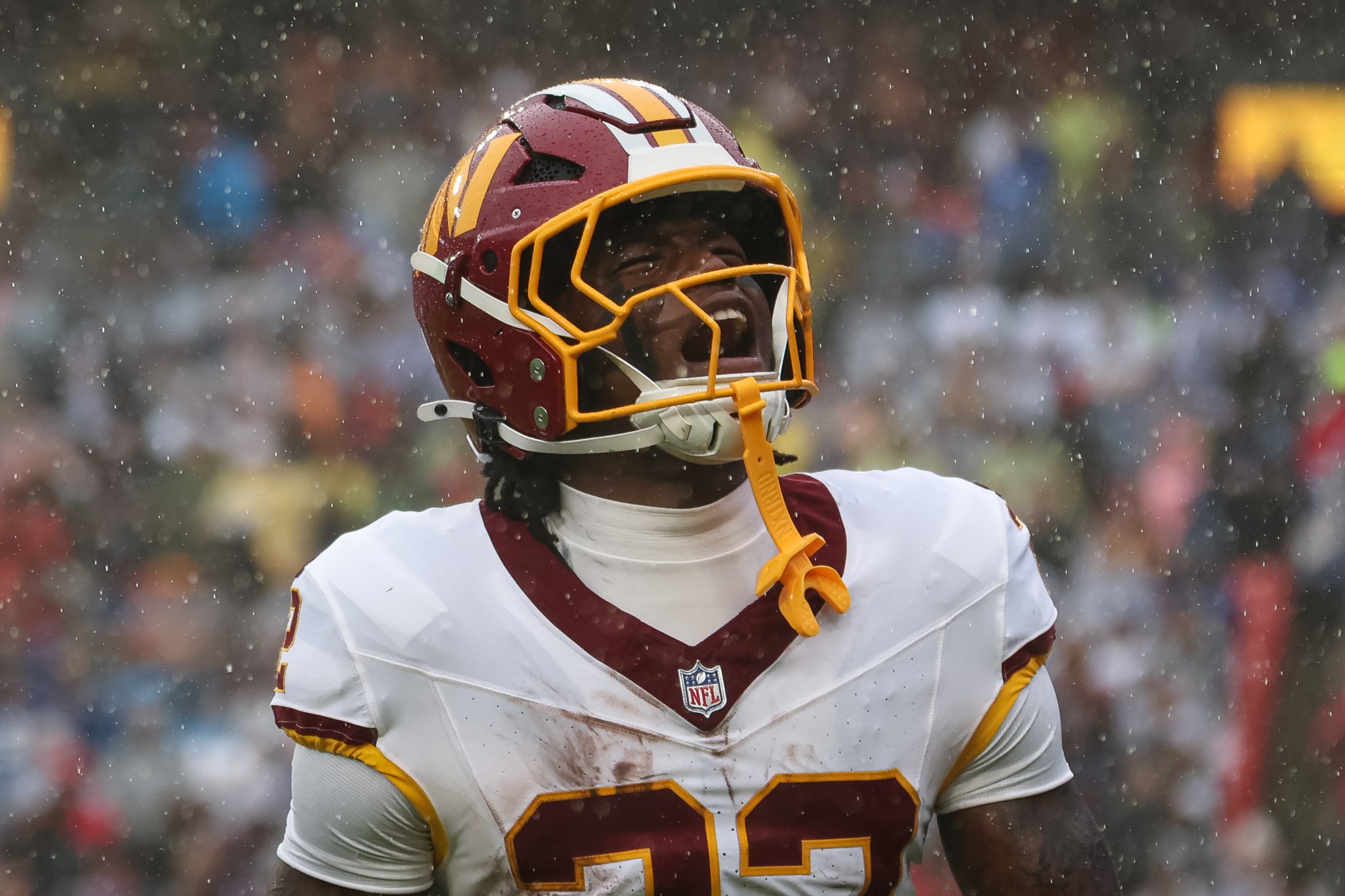 Commanders announce major RB move before MNF matchup vs 49ers