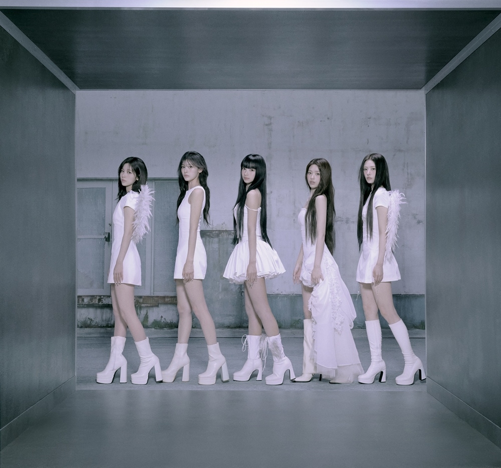 RESCENE, five white angels