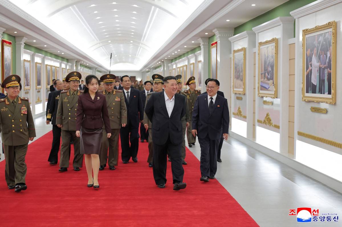 Is Kim Jong-un dead? Unverified claims of coma, Chinese troops fuel ...