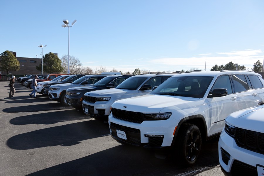 Regulatory officials in Colorado seek to end Sunday vehicle sale ban