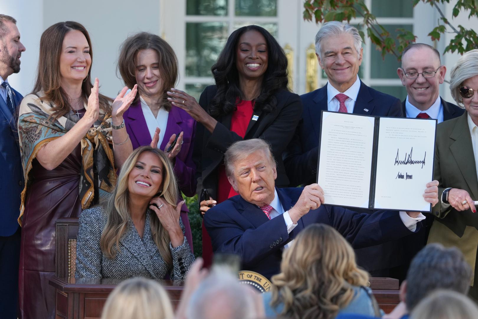Trump signs order to expand women’s health research