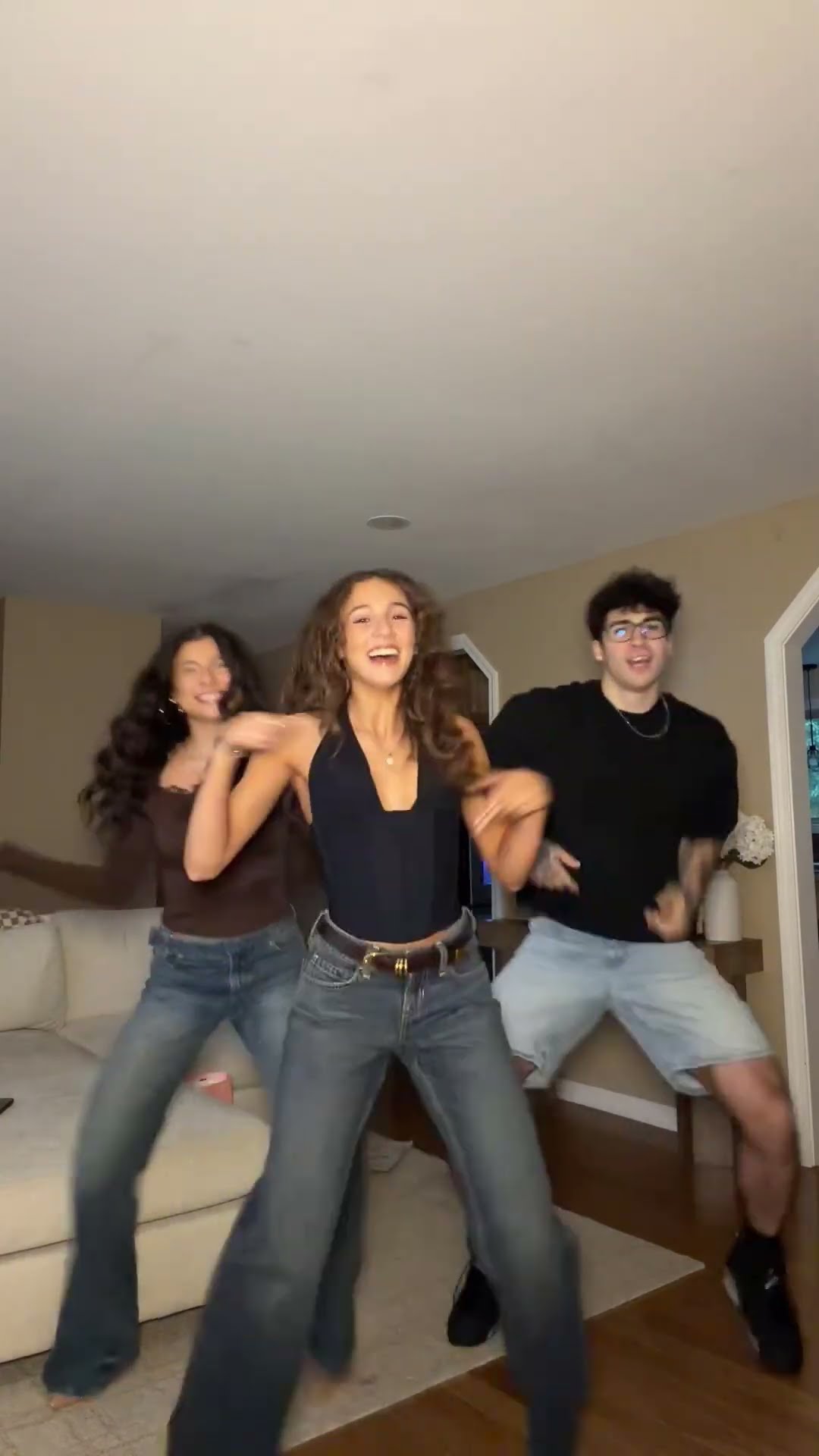 Viral stanky leg dance trend!
