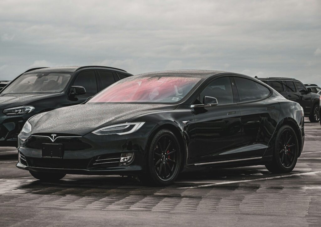 Tesla unveils redesigned Roadster featuring SpaceX thruster technology ...