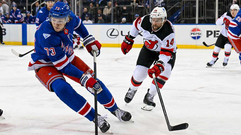 Former New Jersey Devils center signs with rival New York Rangers in ...