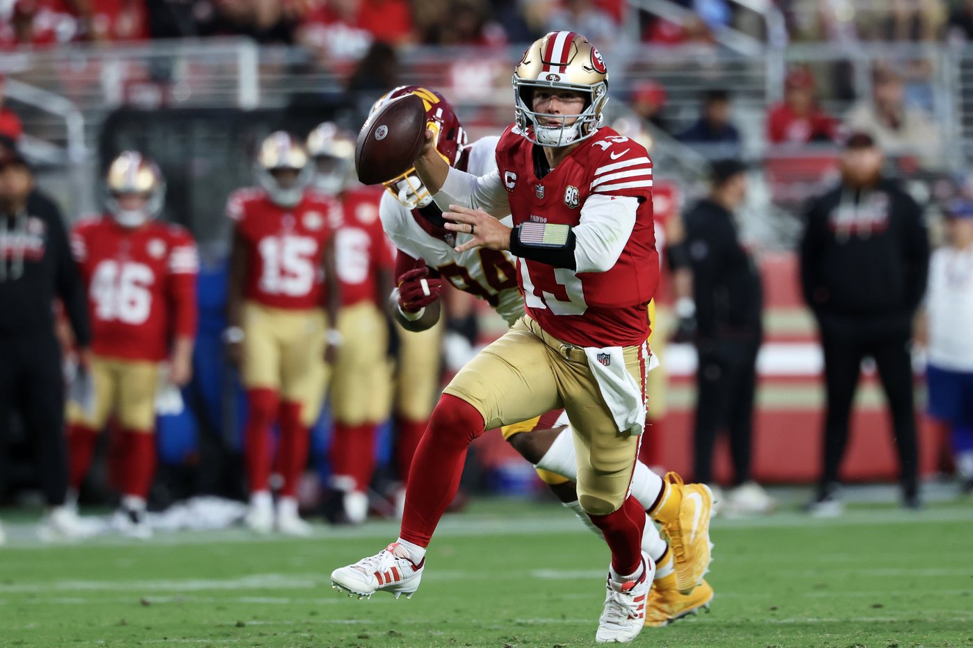 Purdy and the 49ers build a big lead and hold on to beat the Commanders ...