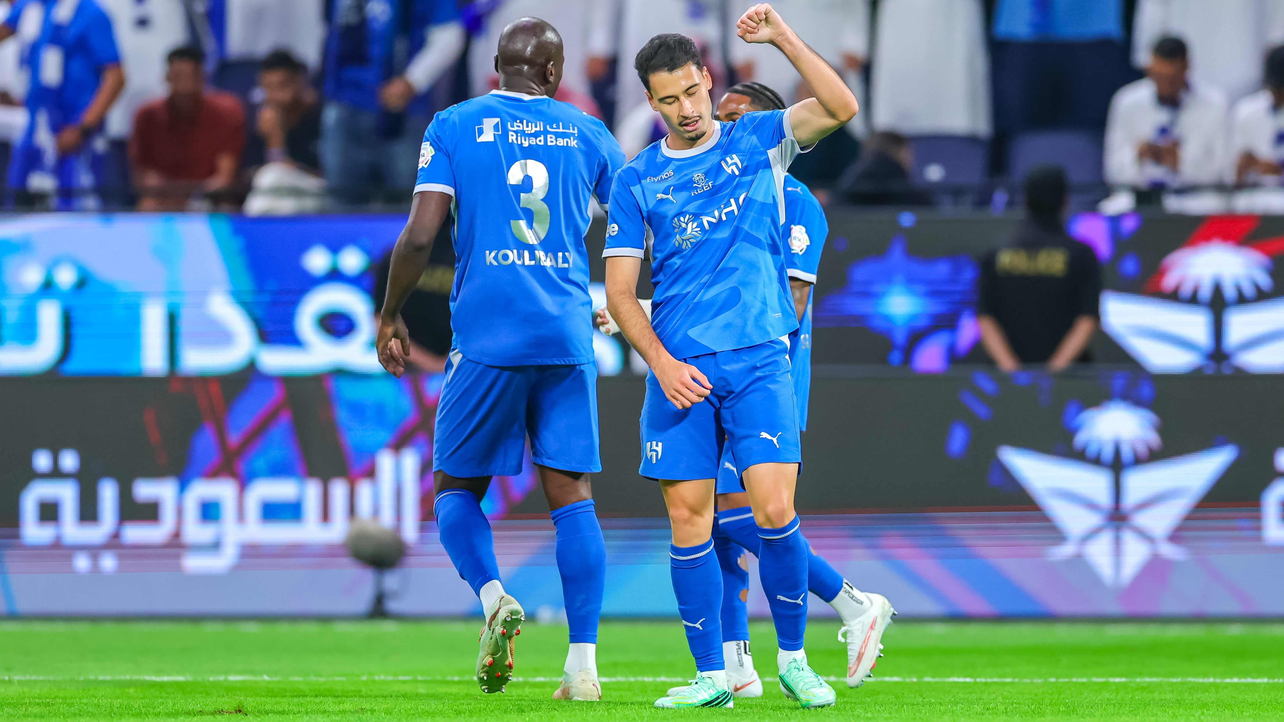 Saudi Pro League: Al Hilal back on top thanks to Gabriel Martinelli's ...