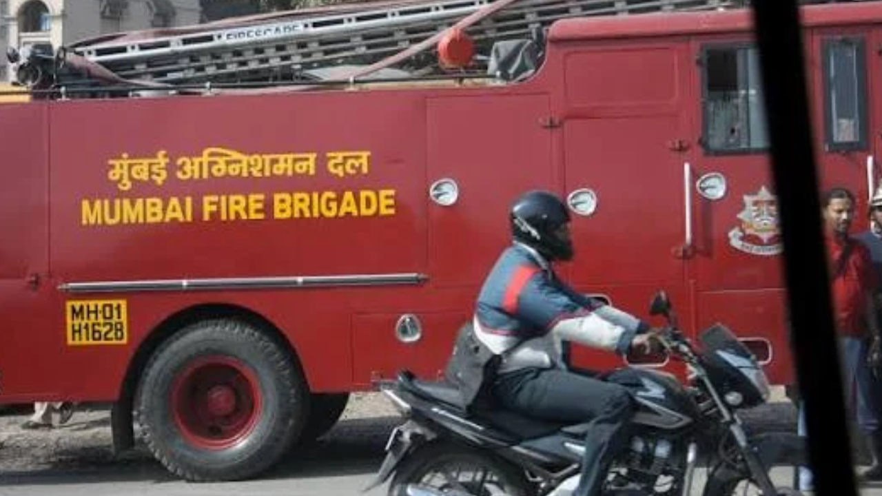 Nine injured in Kurla fire: Blaze hits 12th-floor high-rise; all ...