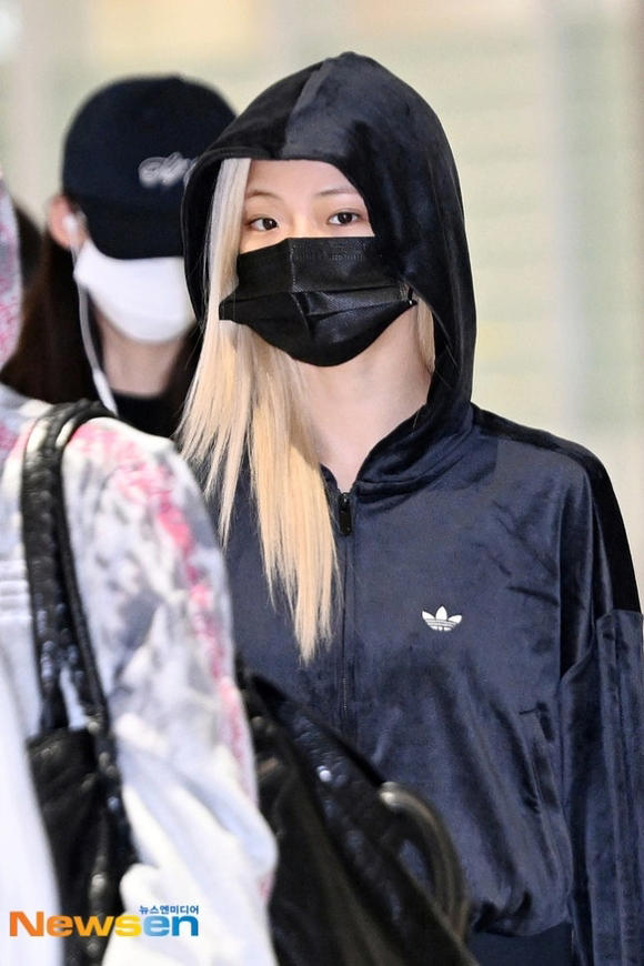 【PHOTO】BABYMONSTER、コンサートを終えて韓国に到着（動画あり）