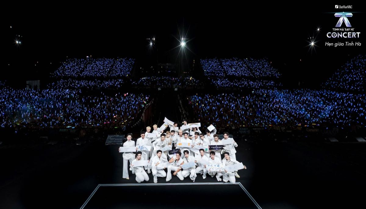 Tinh hà say hi liên tiếp cháy vé, sức nóng concert kéo dài đến cuối năm