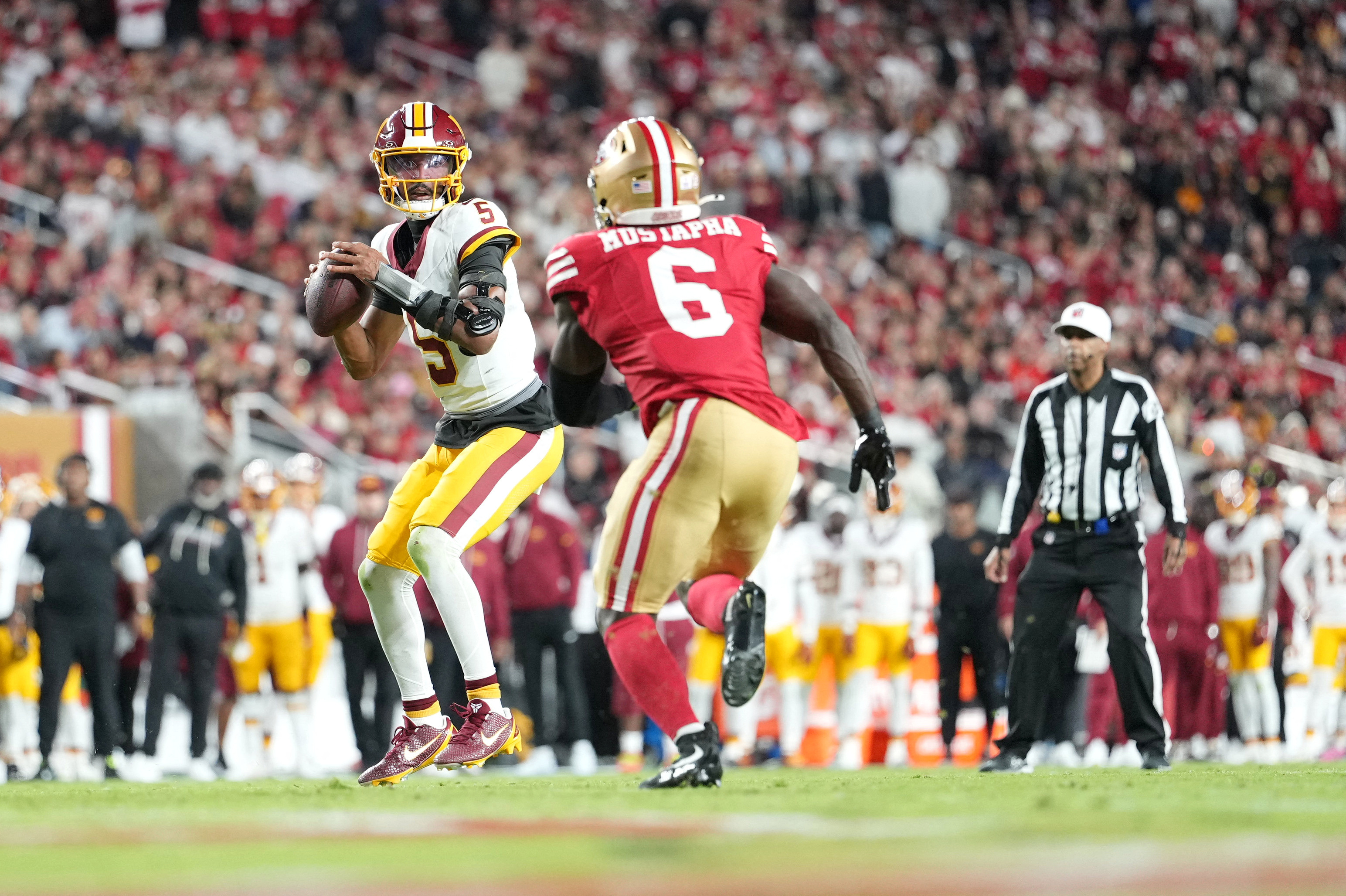 Commanders' spirited comeback falls short in loss to undefeated 49ers