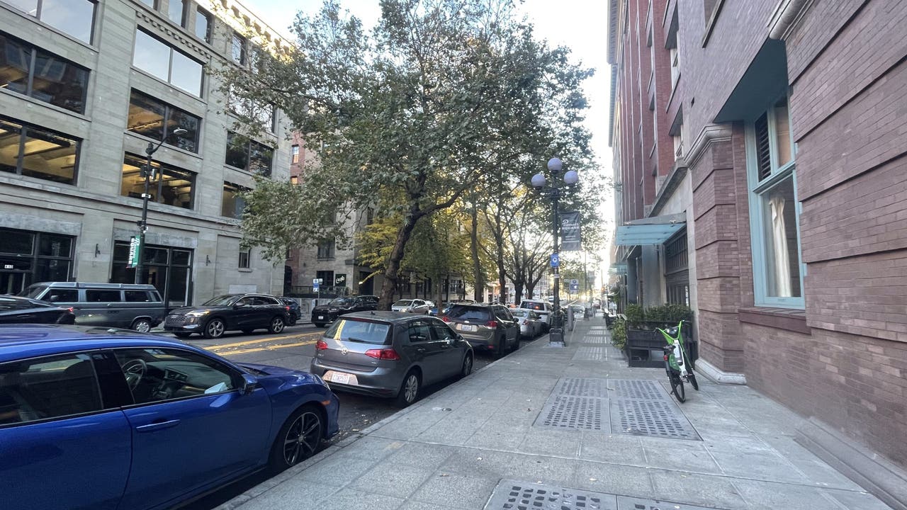 Woman jumps out of car of fake rideshare driver after pickup in Seattle ...