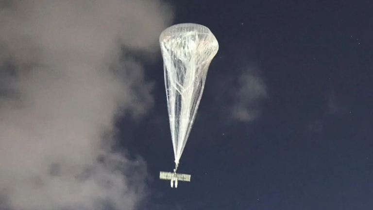 Stratospheric platforms in future wars: US tests balloon swarms; India ...