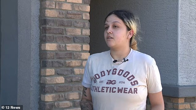Frightening moment mom fights off intruder who barged into home and ...
