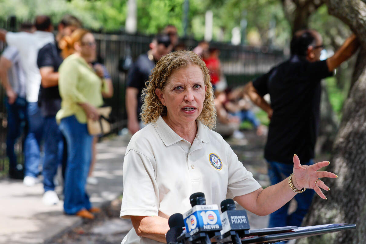 Suspicious envelope sent to Rep. Debbie Wasserman Schultz's office ...