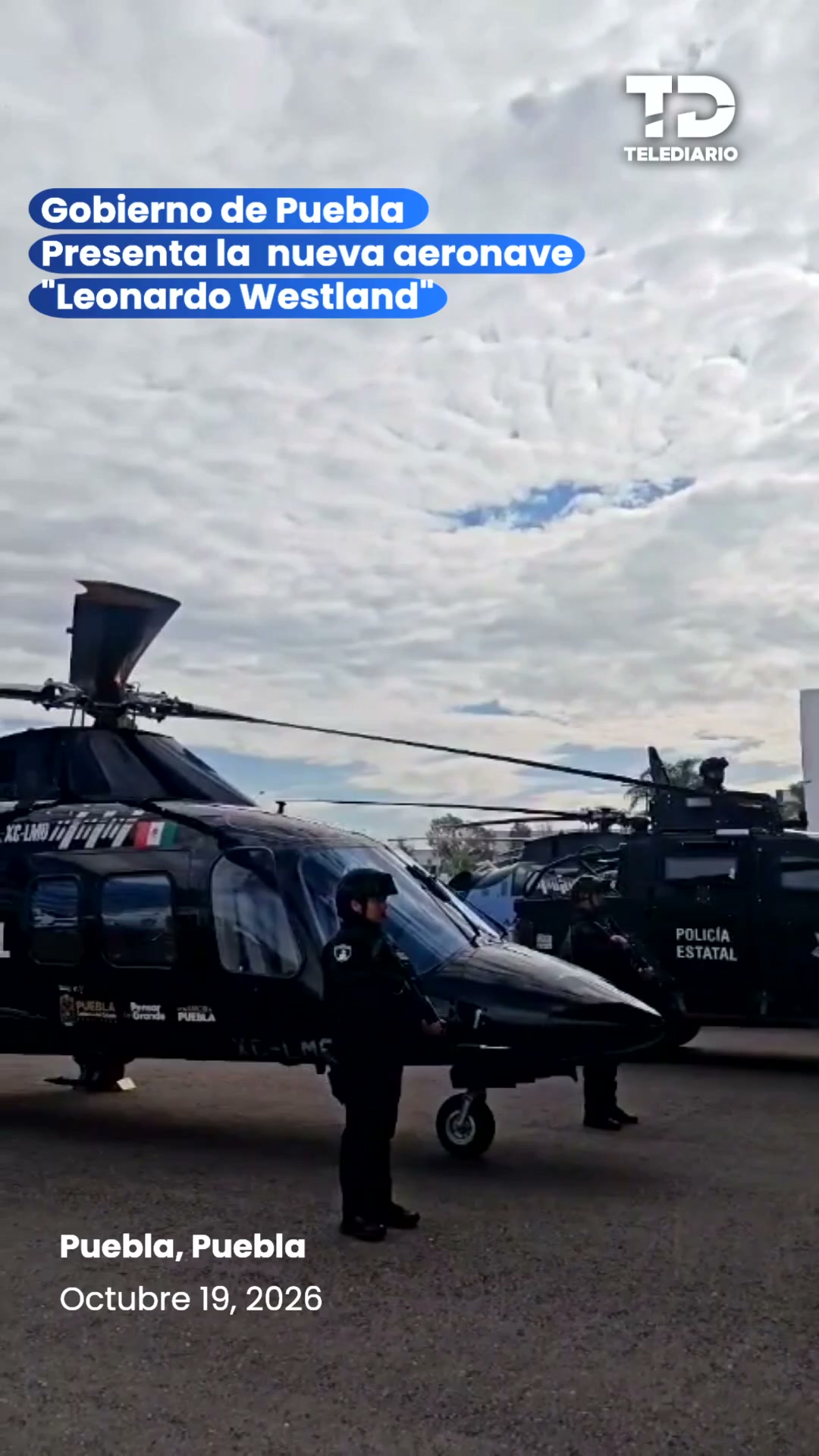 Gobierno de Puebla presenta la nueva aeronave 'Leonardo Westland'