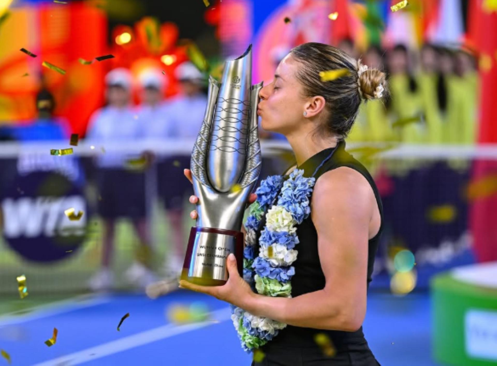 Maja Chwalinska joins Naomi Osaka in achieving rare first WTA title feat