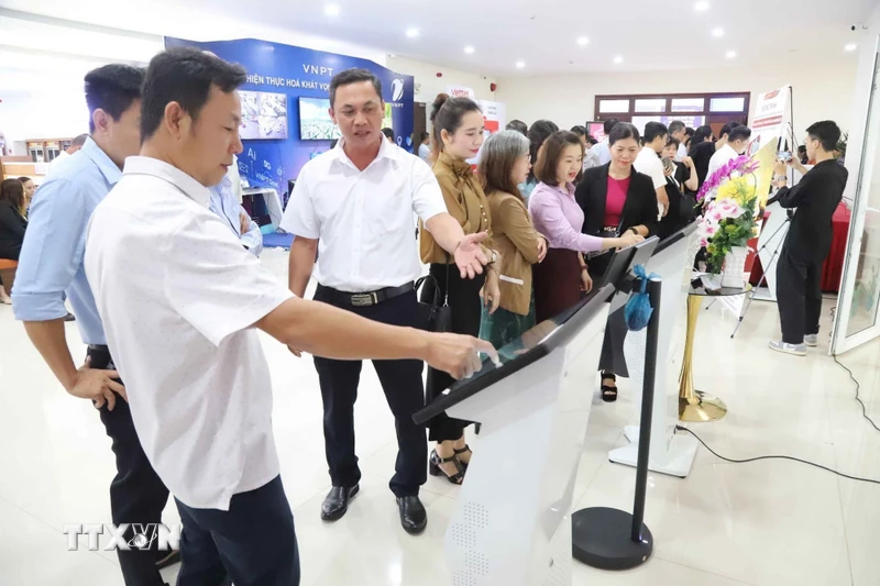 Nghịch lý 'đầu vào thông, đầu ra tắc'