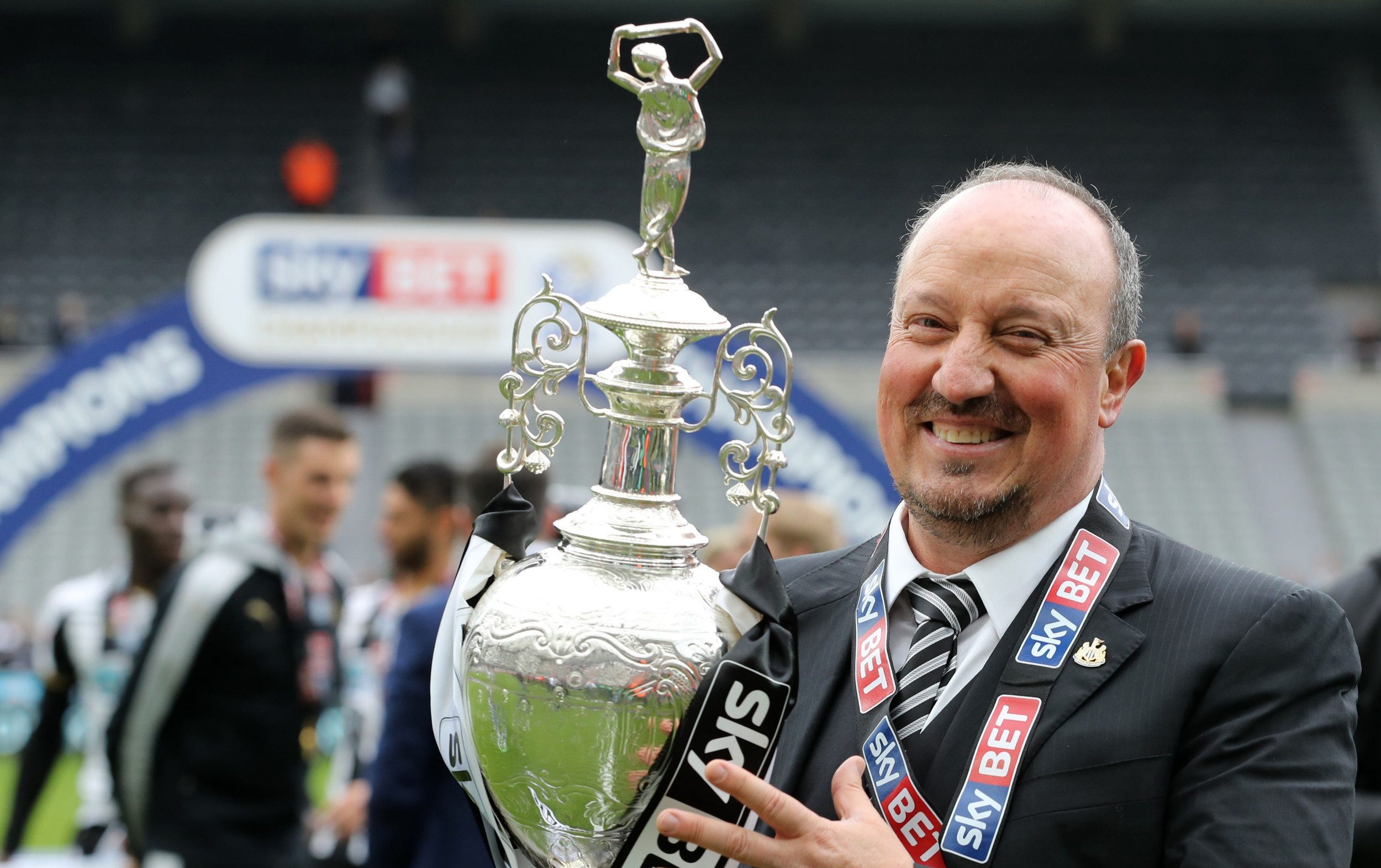 Arteta would have been replacing a hugely popular manager in Rafael Benitez, and working with a hugely unpopular owner in Mike Ashley - PA/Owen Humphreys