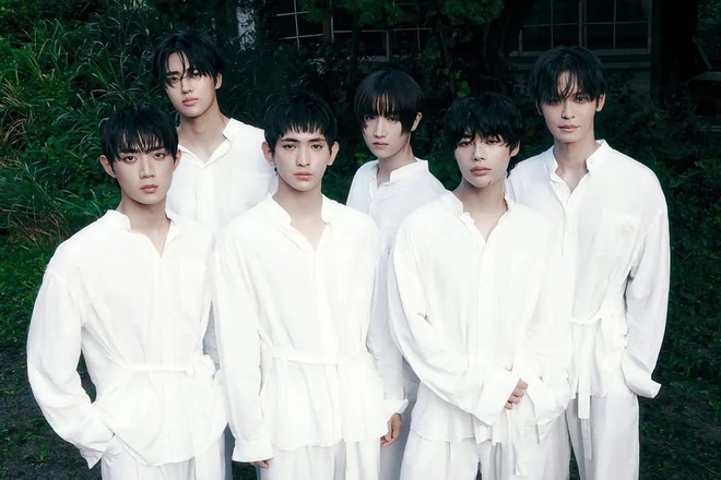 Nhóm K-pop có Hanbin đột ngột tan rã