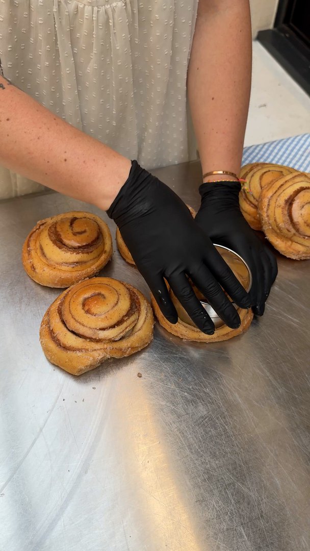 Cinnamon roll ice cream - edition 20746-3
