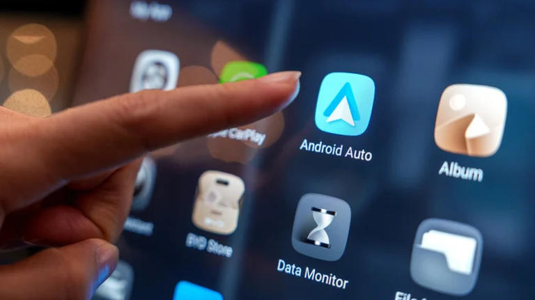 How to stop audio from auto-playing on Android Auto