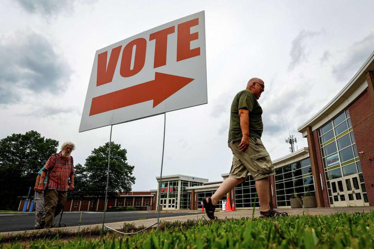 Federal judge orders halt to Connecticut voter investigations, citing ...
