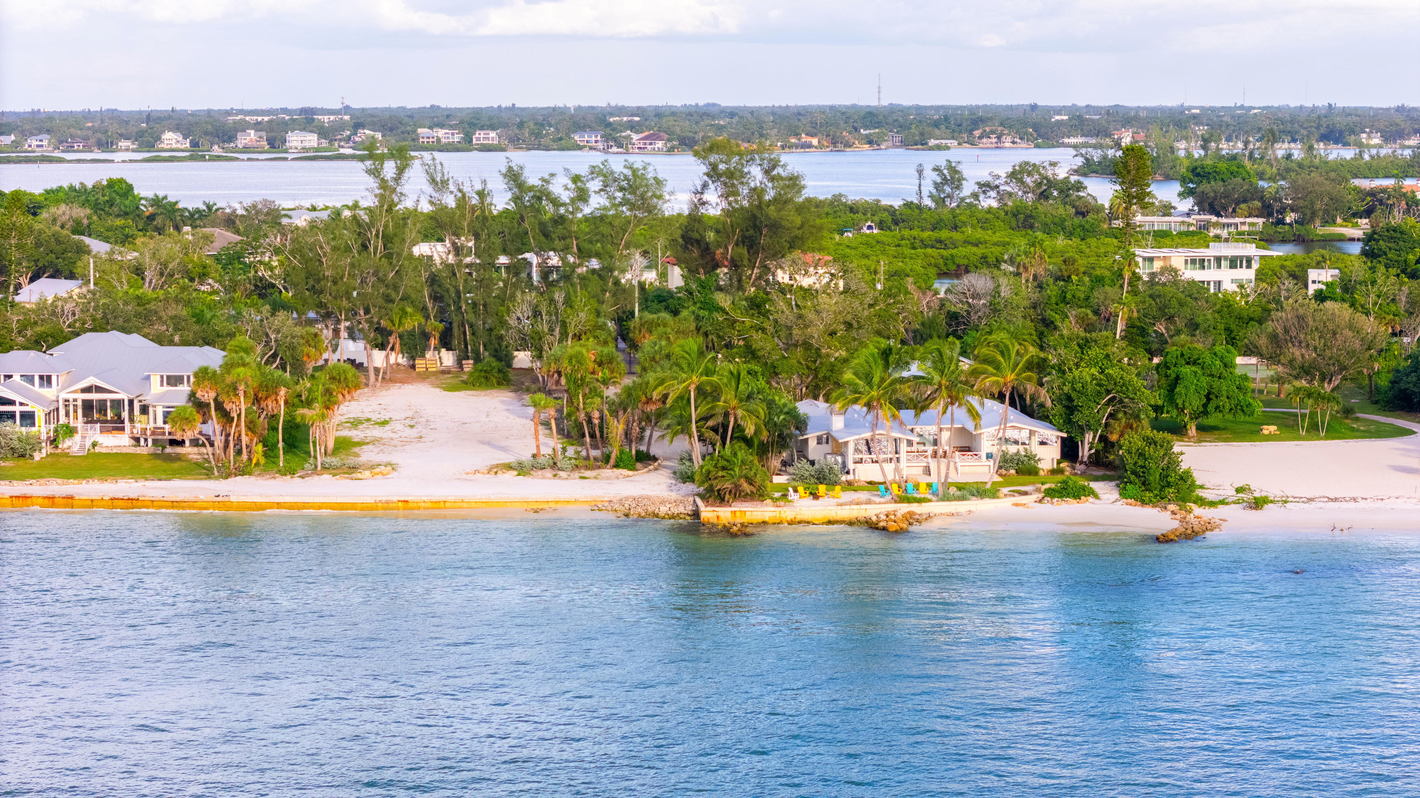Luxury sales, lower inventory define Sarasota market as quarter ends