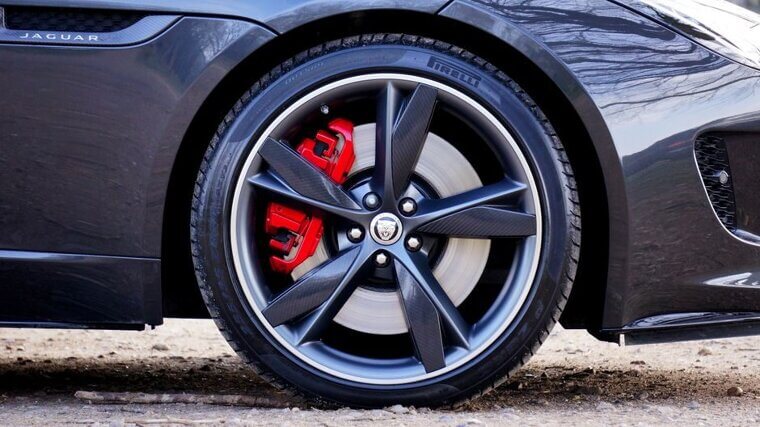 Important warning signs your car is trying to send you