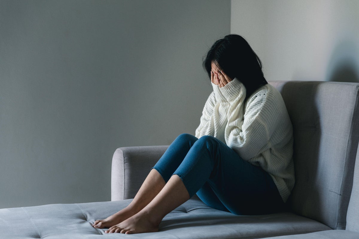 Health experts explain the symptoms of social anxiety disorder