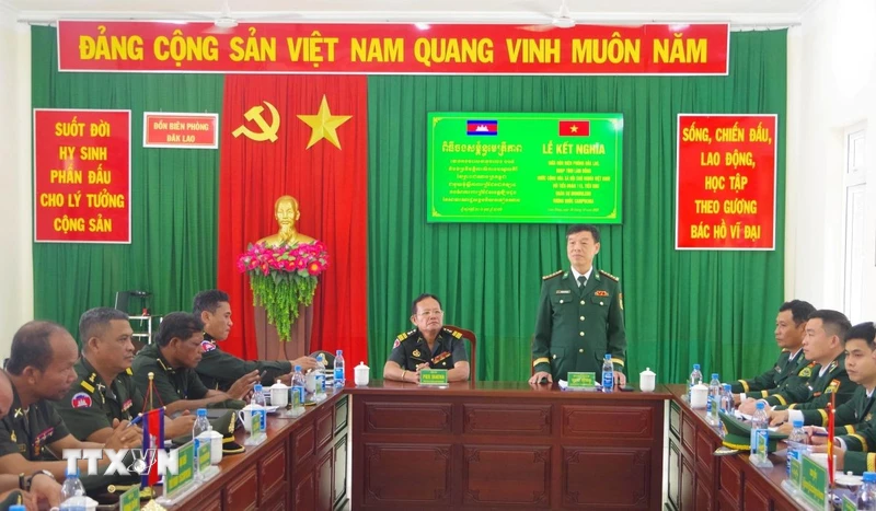 Xây dựng tuyến biên giới Việt Nam-Campuchia hòa bình, hữu nghị, ổn định, hợp tác và phát triển