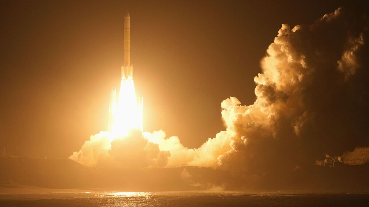 Japan launches unprecedented mission to bring back samples from Mars’s ...