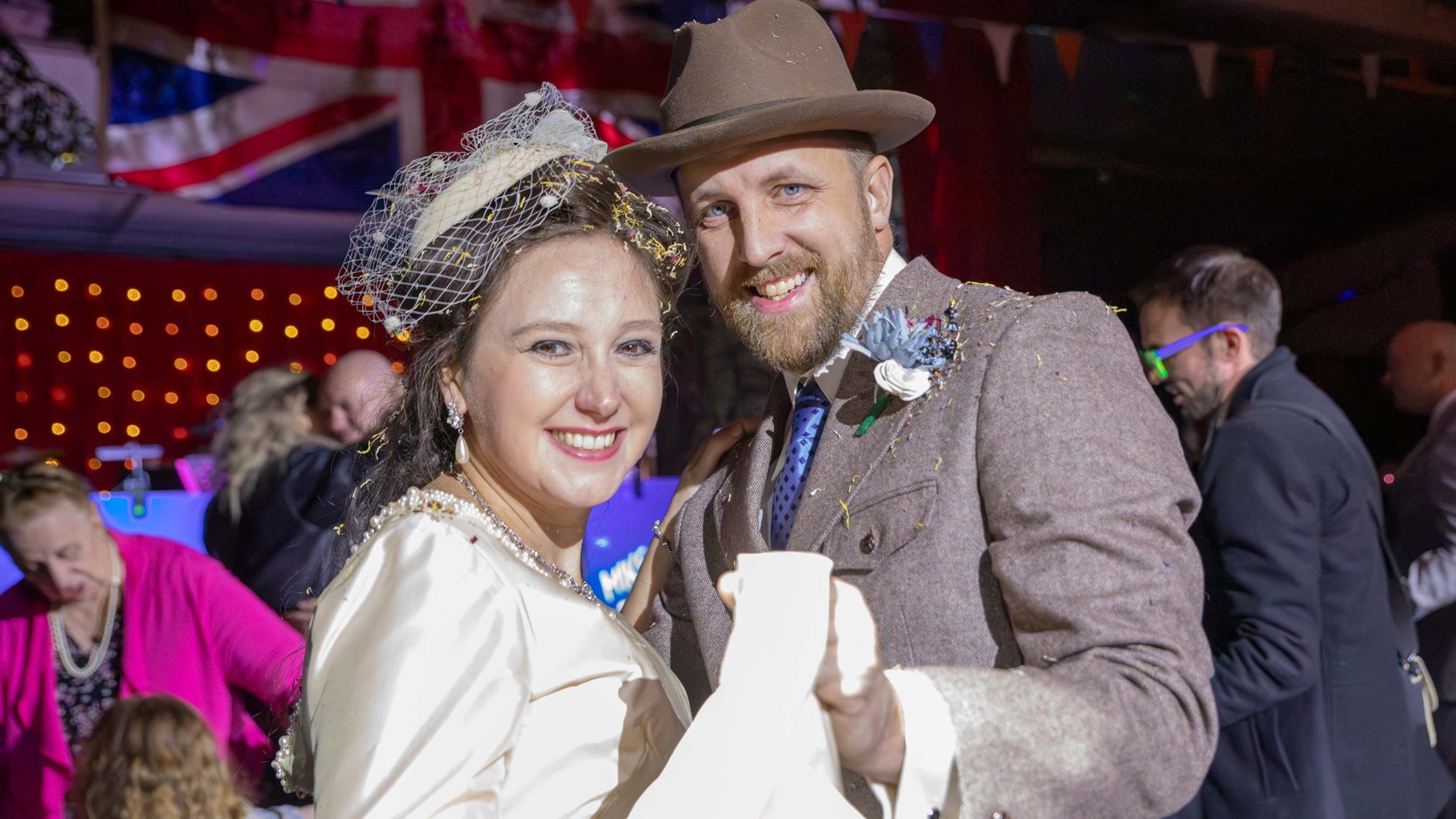 Couple who met on military penpal site win dream 1940s-themed wedding