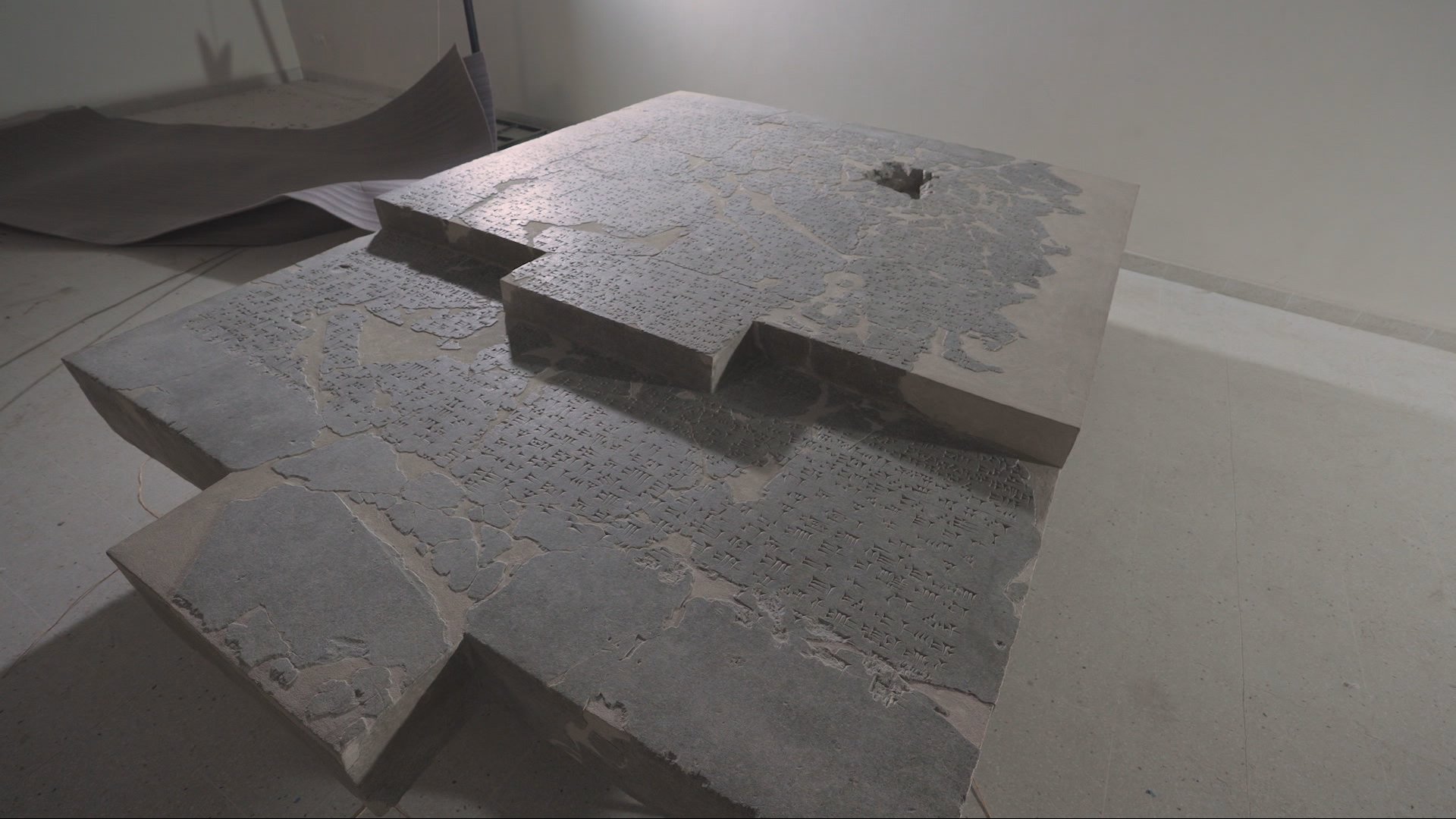 Iraq restores ancient Assyrian artefacts ISIL destroyed in Mosul
