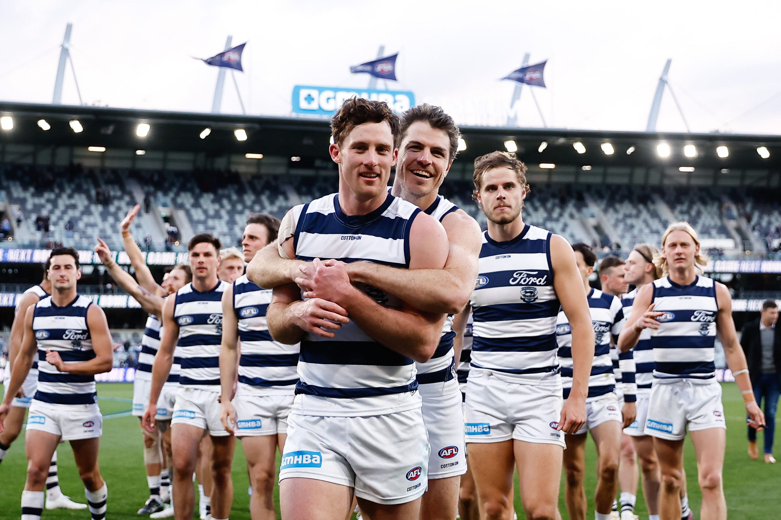 Delisted Geelong defender makes the move out west