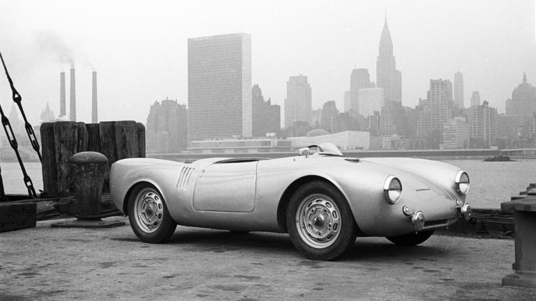 The next evolution of the sports car: Porsche redesigns an icon