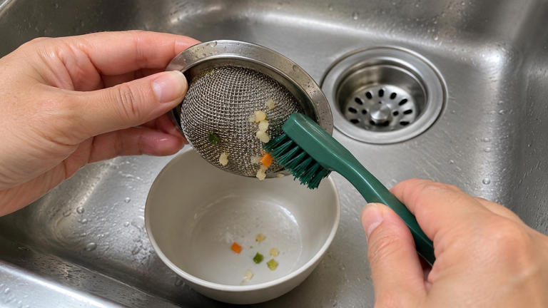 How to track down a kitchen sink smell that keeps coming back