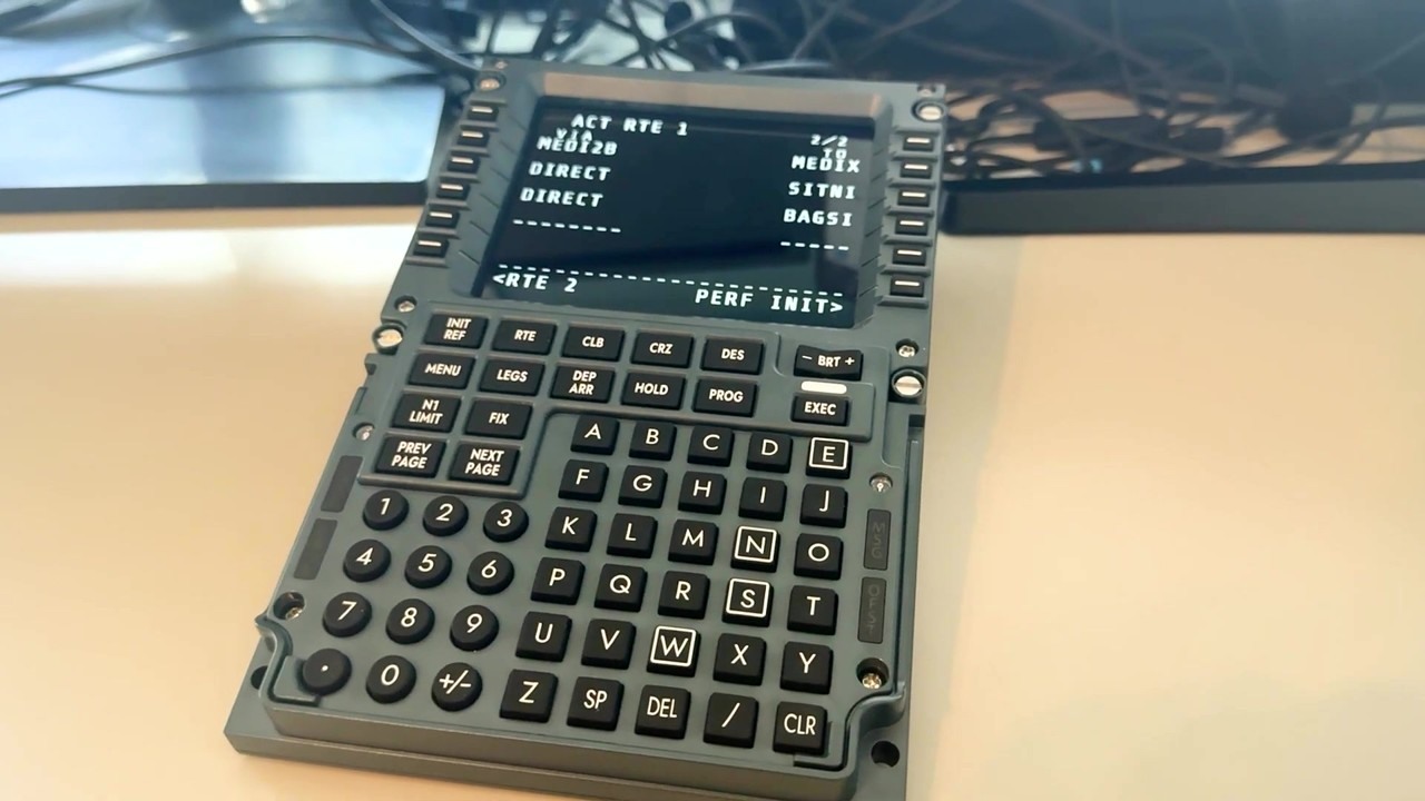 WINWING PFP 3N adds a full-scale Boeing 737 CDU to flight simulator