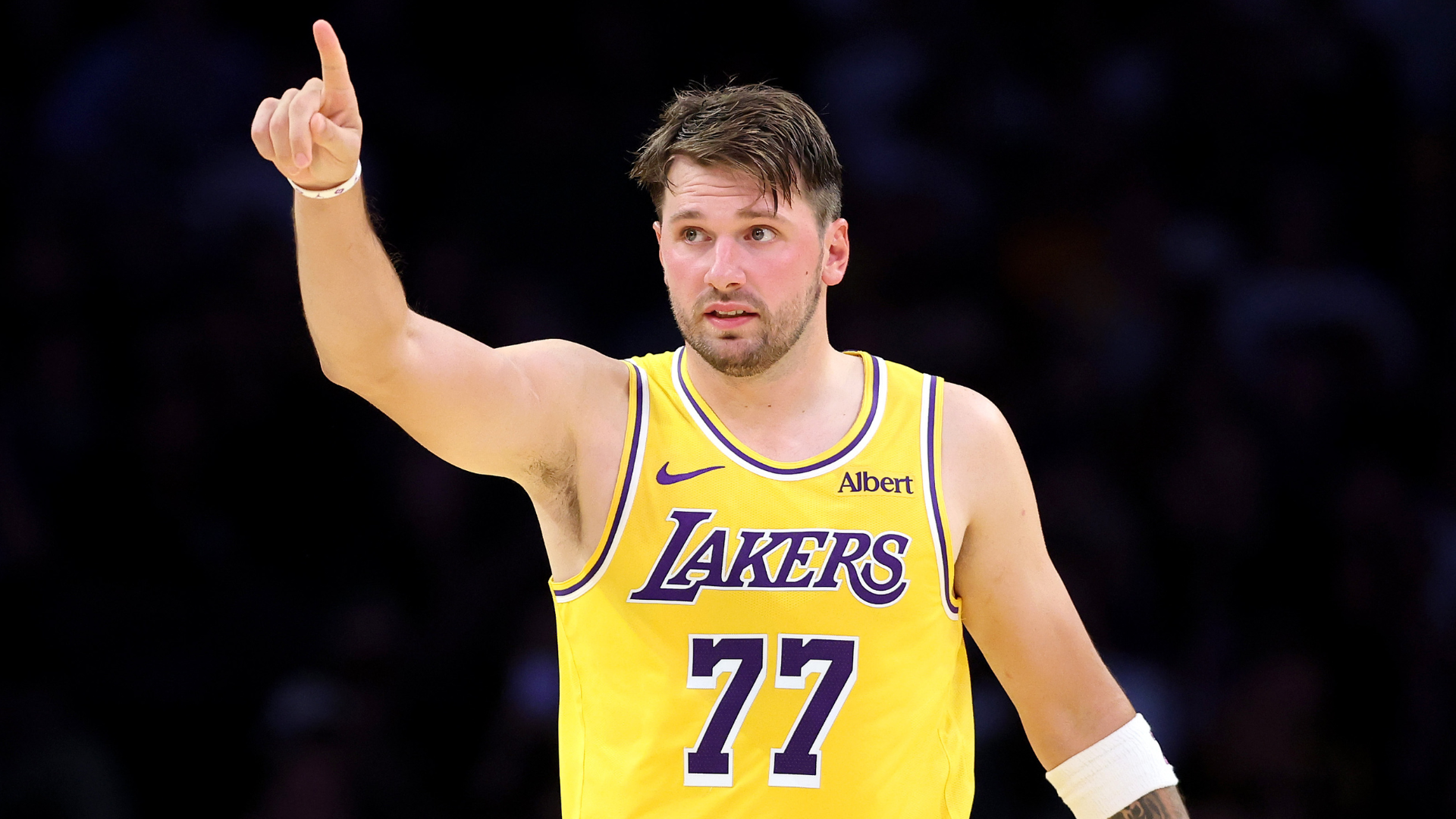 Warriors rookie Yaxel Lendeborg calls out Lakers for 'flopping' in NBA ...