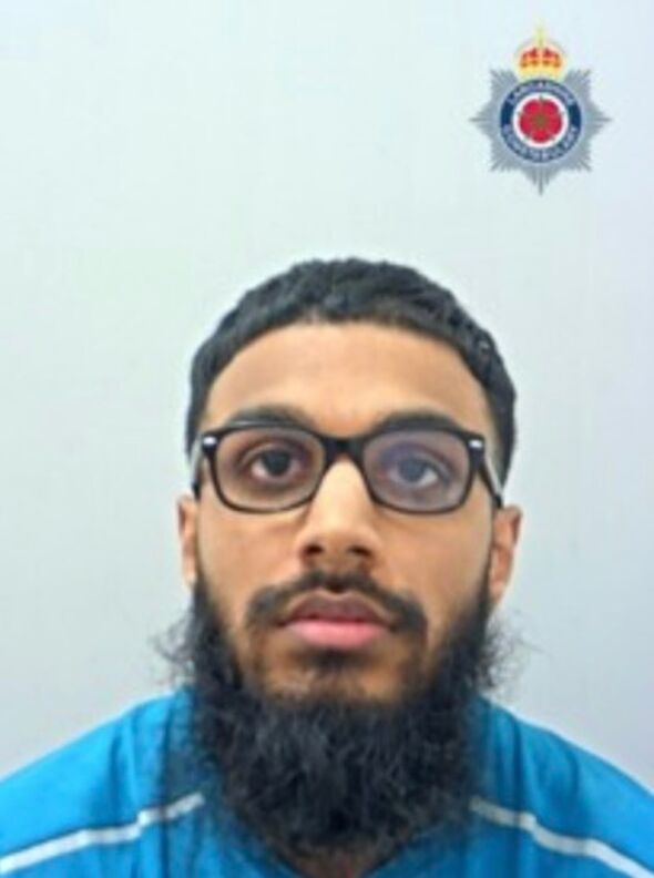 Killer murdered homeless man for rubbing bare bottom on his car before ...