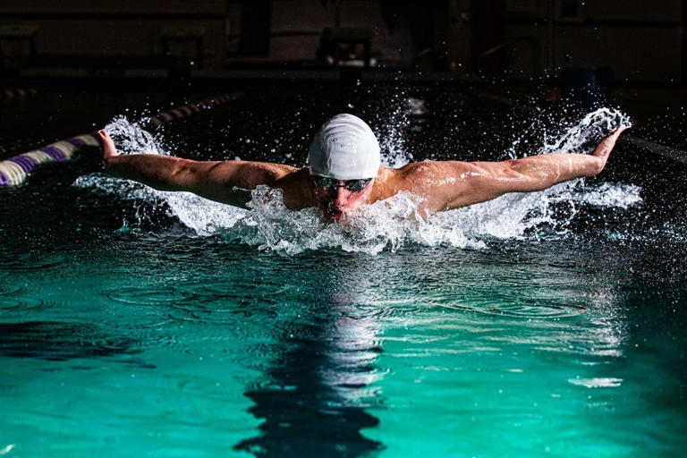 Understanding swimmer's ear: How to protect your ears from infection ...