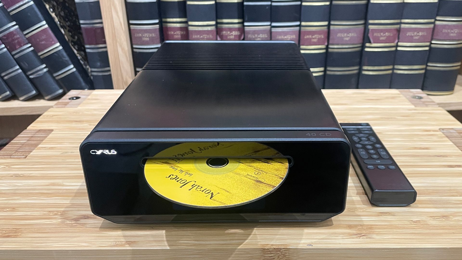 Cyrus 40 CD